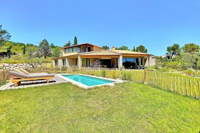 Image de Superbe maison à Villeneuve Les Avignon