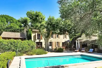 Image de Awesome home in Saint Etienne Du Gres