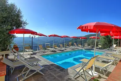 Image de Bel appartement dans une maison de vacances avec climatisation, piscine, Wifi, Tv, patio