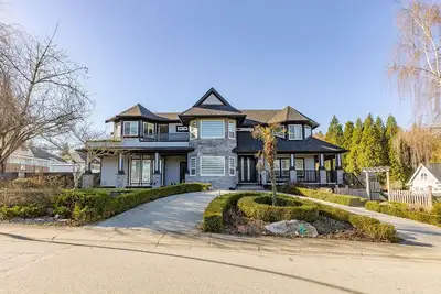 Image de Escape to paradise: Your dream vacation awaits at our stunning Vrbo Property!