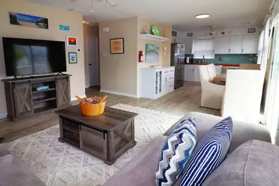 Image de 2br 1. 5ba Top Floor Condo with Tesla/Ev Charger Brigantine