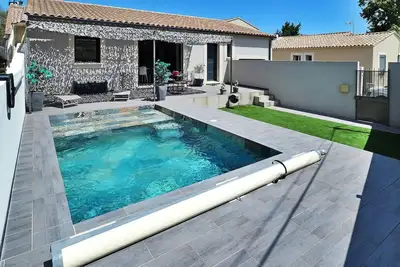 Image de Belle maison à Maillane avec WiFi