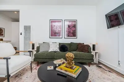 Image de Poppy Suite – Walk to Food, Shops & Ferry Landing