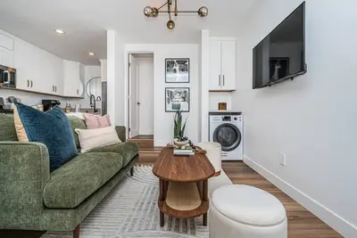 Image de Camellia Suite - Near Bay, Shops & Ferry Landing