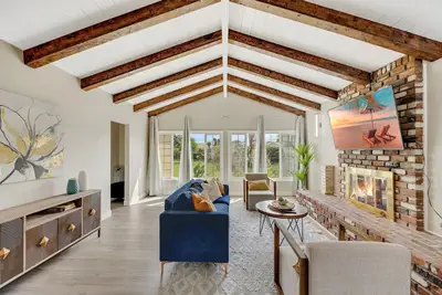 Image de 5-Bedroom Retreat Near Disneyland\/Huge Backyard