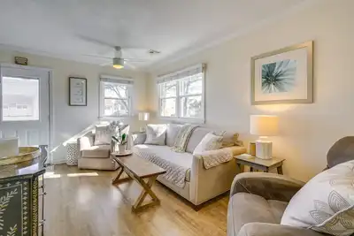 Image de Lavallette Vacation Rental - Walk to Bay & Beach!