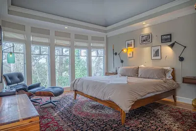 Image de 3br•Garden•Grill•Workspace•Midtown•Near Ft Moore