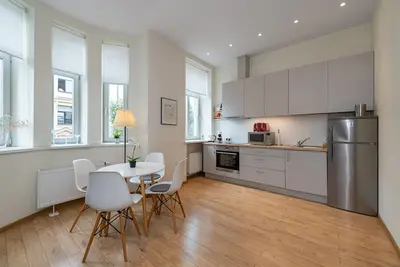 Image de Fancy city center apartment near Freedom avenue by Polo Apartments