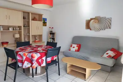 Image de Appartement Climatisé 4 Pers, Jardin, Parking, Proche Plage et Commerces