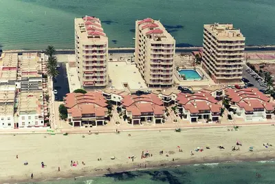Image de Appartement 2 chambres avec piscine et parking à 50m de la plage - La Manga
