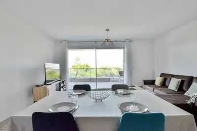Image de Appartement neuf moderne avec balcon et garage à Évian