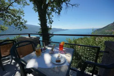 Image de Residence La Rotonda three-room apartment Trilo for 6 people