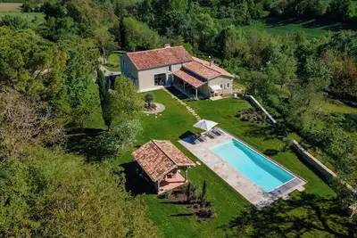 Image de Magnifique propriété avec piscine et padel dans la petite Toscane du Gers