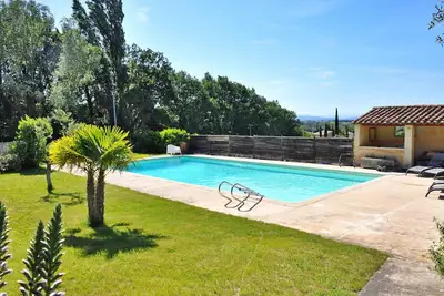 Image de Belle maison à St Roman De Malegarde