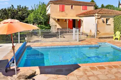 Image de Belle maison à L'Isle Sur La Sorgue