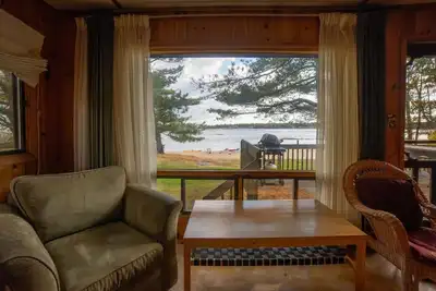 Image de Sand Bay: 2-Bedroom Cottage #2