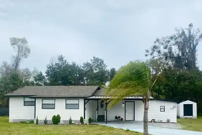 Image de Modern Country Style Attached Apt /Queen & futon\n30 min beach\n