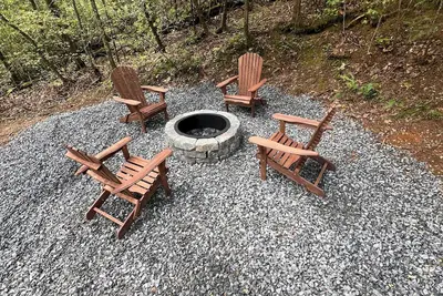 Image de Secluded 2Bd/2Bth - Fire pit - Dogs Allowed
