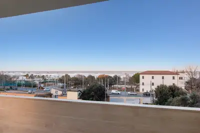 Image de Un espace moderne à deux pas de la mer, parfait pour des vacances exclusives