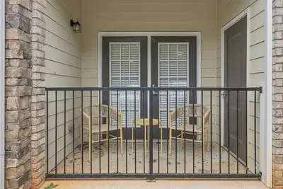 Image de Landing at The Plantation at Pleasant Ridge - 3 Bedrooms in Downtown Greensboro