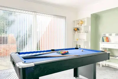 Image de Zen 8-Bedroom Den in Edgbaston