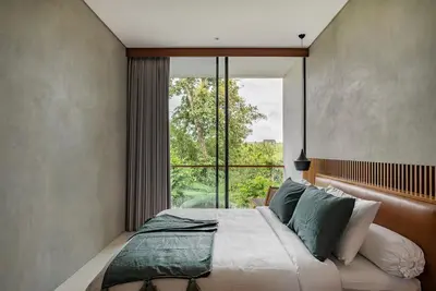 Image de \"the Frame\" Vereint Modernes Design mit der Natur