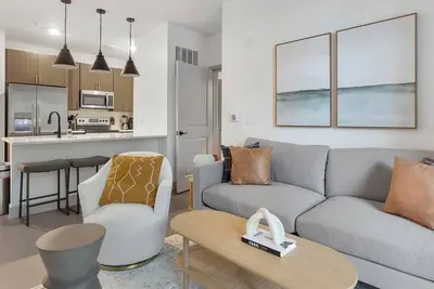 Image de Landing | Stylish 2bd, Pool, Gym