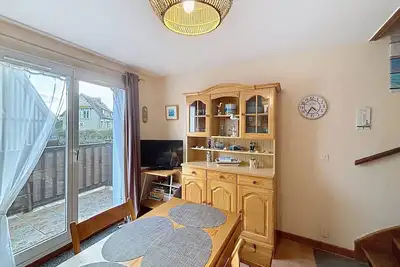 Image de Duplex accueillant 4 pers, à 100m de la plage avec balcon, accès direct, WiFi - Merville-Franceville