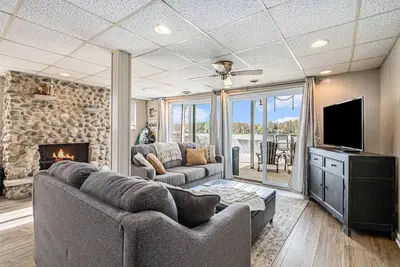 Image de Beautiful Cottage on Big Crooked Lake Sister Lakes