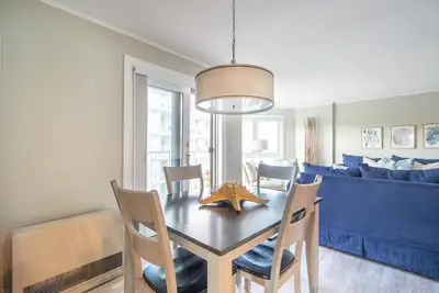 Image de Modern 2-bedroom, 2-bathroom condo in adorable Old Orchard Beach with WiFi