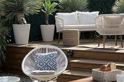 Image de Maison élégante & cozy avec grande terrasse, 5mn des plages & St tropez.