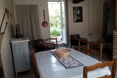 Image de Maison d'hĂ´te pittoresque avec jardinet, calme, animaux de compagnie bienvenus!