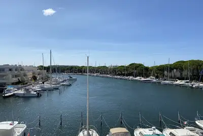 Image de Marina Port-Camargue Plage Sud les pieds dans l'eau