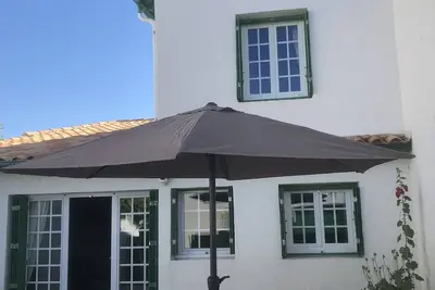 Image de Maison Ile de Ré à 600 mètres de la plage et en bordure d'un par ornithologique.