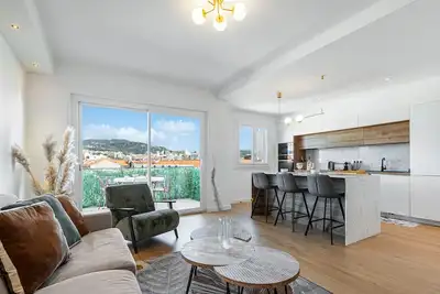 Image de Appart Loulib | Gare & Marché Libération, Clim & Terrasses