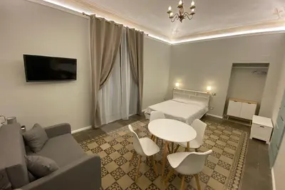 Bilocale con Cucina e Balcone su via Plebiscito