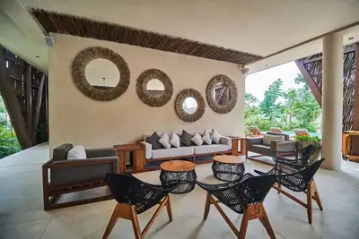 Image de Luxurious 3br & 3 Ba with Gorgeous Rooftop in Tulum Amenities Full Kitchen