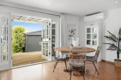 Image de Chiton Beach Retreat