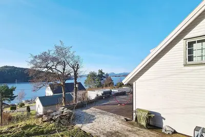 Image de Maison de vacances pour 8 a Masfjordnes-By Traum