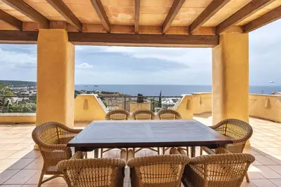 Image de Villa with spectacular sea views