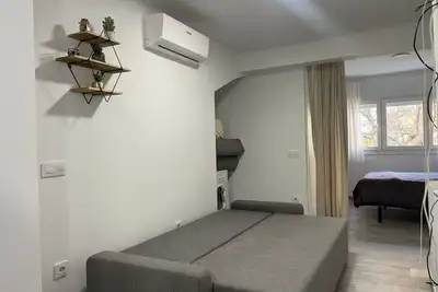 Image de Charming Madrid Apartment: Explore the Heart of the City from Your Cozy Retreat!