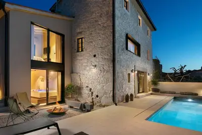 Image de Spectacular Villa Ipause with swimming pool, sauna and jacuzzi