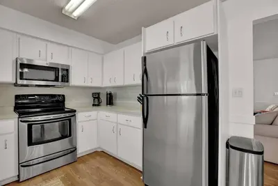 Image de Private Pool Home with Updated Amenities