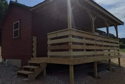 Image de Moore Cabin at Happiness Hills Farm