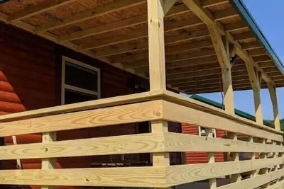 Image de Kilday Cabin at Happiness Hills Farm