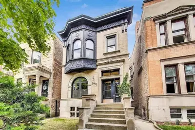 Image de Modern Historic Greystone - Near Lake - Free Prkg