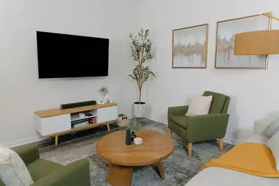 Image de Kasita Cornelius West | king&queen beds | New!