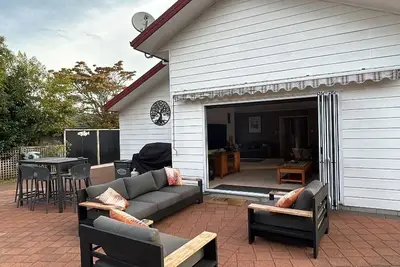 Image de River Heights. Peaceful and spacious, pet friendly and 10mins walk to town