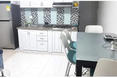 Image de Large 1 Bedroom Apt, 2 Blocks Off Bocagrande Beach, Great/Safe Location! !