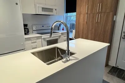 Image de Mon Joli Coeur, Vie de quartier urbaine\n